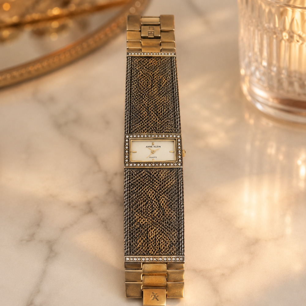 Vintage Anne Klein Gold Tone Tapestry Mesh Rhinestone Bracelet Watch Working